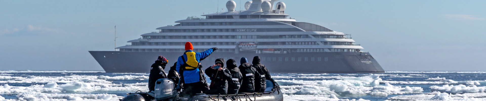 SE_Zodiac_cruise_druing_the_Ice_Cruising__Longyearbyen_to_Longyearbyen_July_13_-_July_23_by_Pablo_Bianco