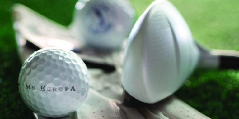 Golfball und Driver