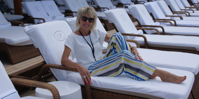 Simone Pawlitz auf dem Sonnendeck der Splendor